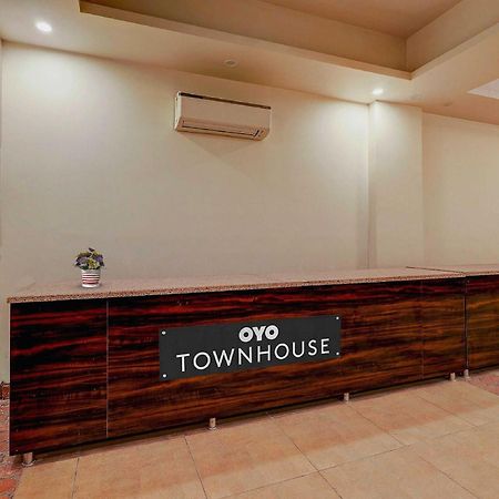 新德里 Townhouse Golden King酒店 外观 照片