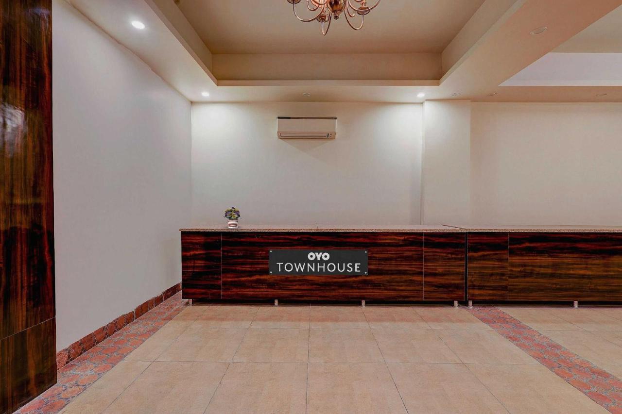 新德里 Townhouse Golden King酒店 外观 照片