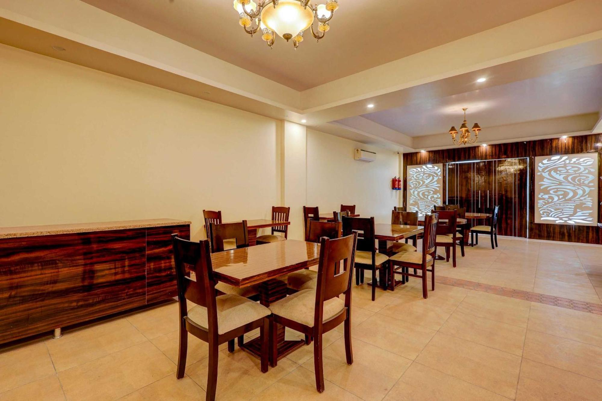 新德里 Townhouse Golden King酒店 外观 照片