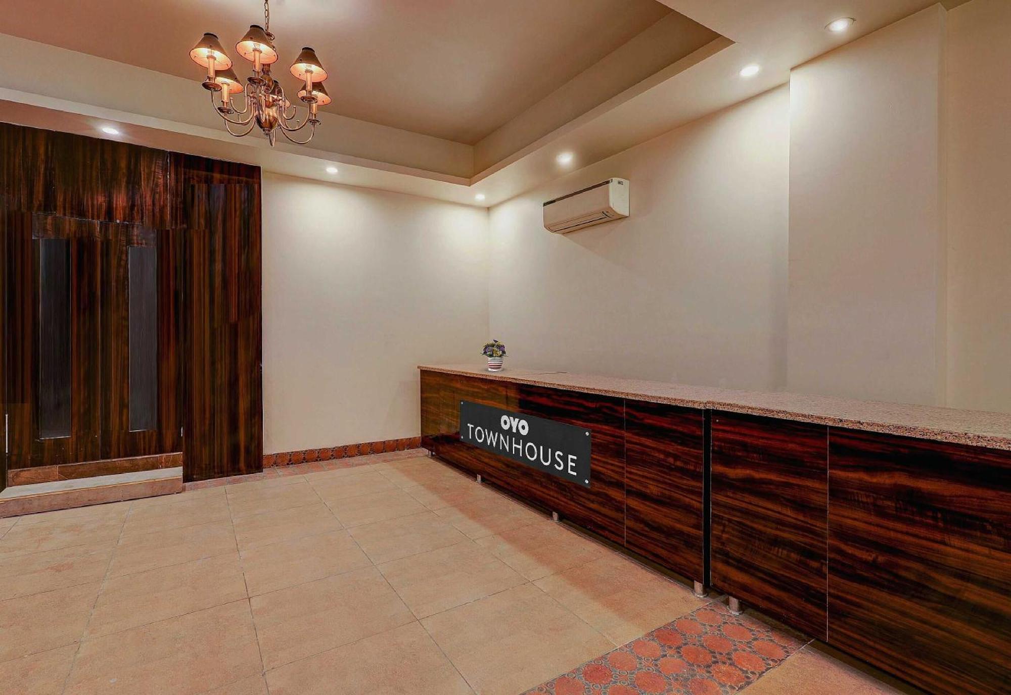 新德里 Townhouse Golden King酒店 外观 照片