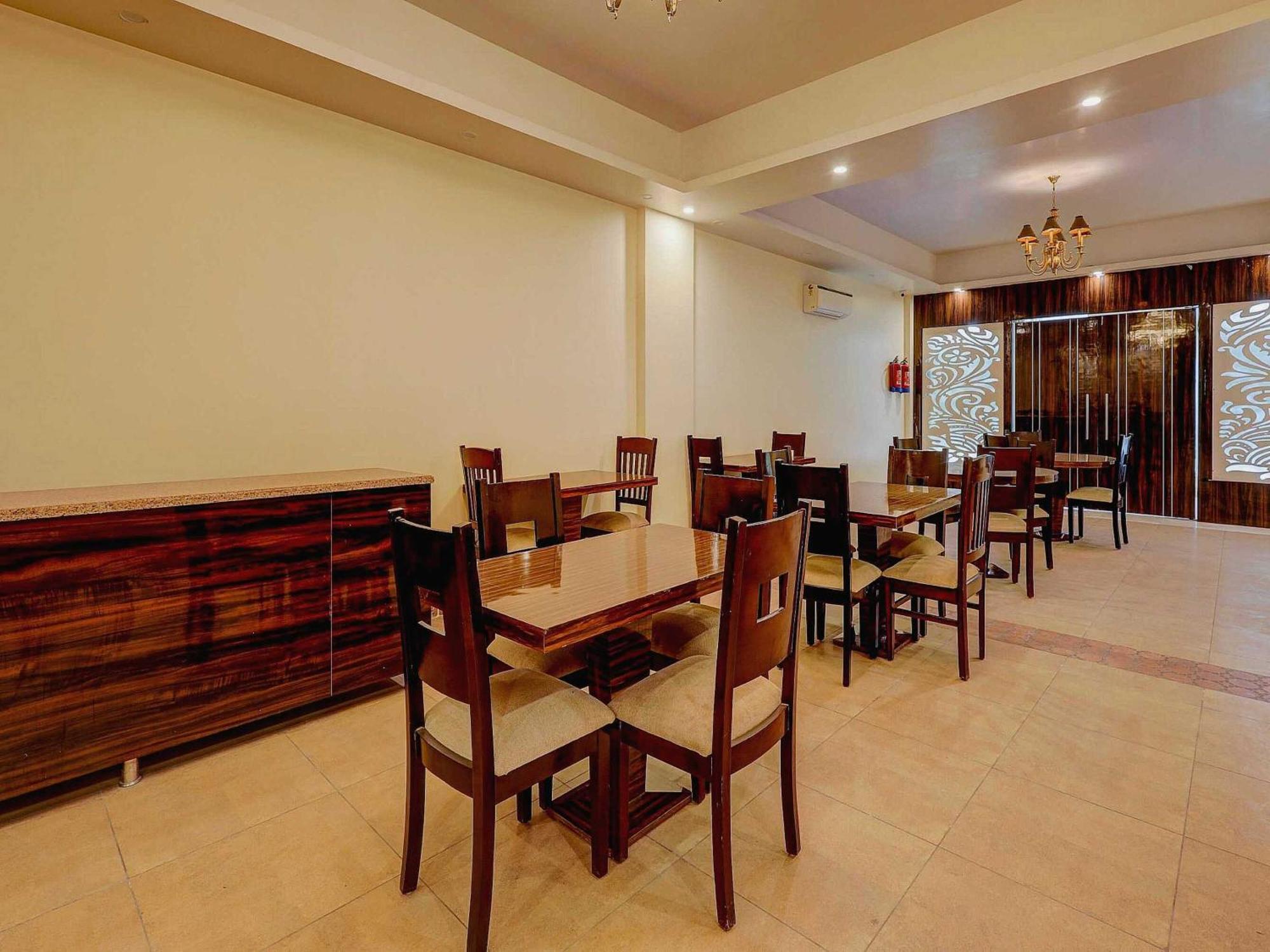 新德里 Townhouse Golden King酒店 外观 照片